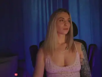 BlackMonro  live sex cam