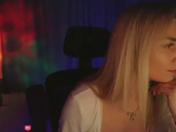 BlackMonro  live sex cam