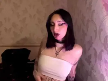 CarlenaMeil  live sex cam