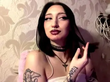 CarlenaMeil  live sex cam