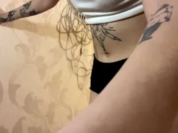 CarlenaMeil  live sex cam