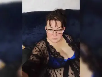 KindaKinda  live sex cam