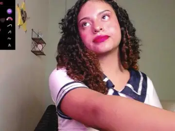 LuluPeach069  live sex cam