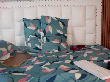 QuickHookup  live sex cam
