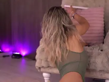 SophiaPotts  live sex cam