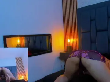 Anne-adeline  live sex cam
