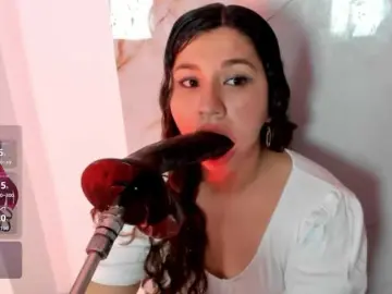 Hadecute  live sex cam