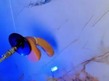 Hadecute  live sex cam