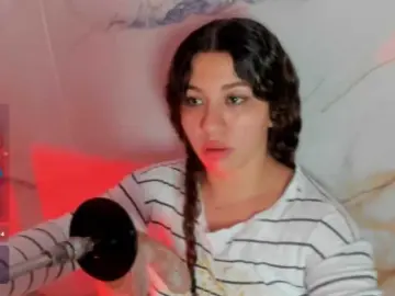 Hadecute  live sex cam