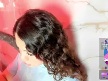 Hadecute  live sex cam
