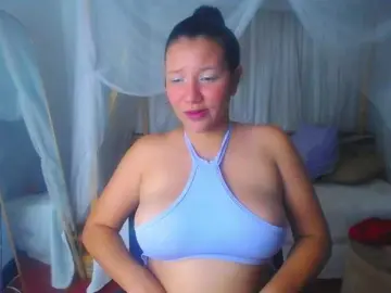 Janapop  live sex cam