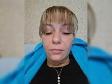 Krisred  live sex cam