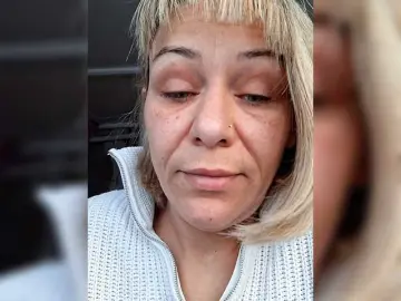 Krisred  live sex cam