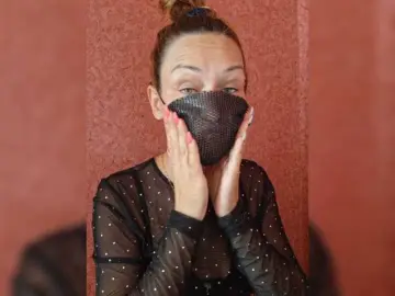 Krisred  live sex cam