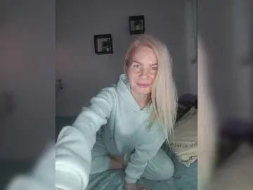 Miss-1m  live sex cam