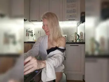 Miss-1m  live sex cam