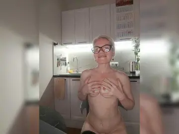Miss-1m  live sex cam