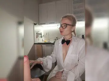 Miss-1m  live sex cam