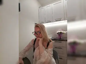 Miss-1m  live sex cam