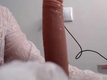 Miss-1m  live sex cam