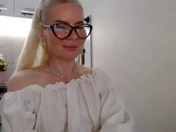 Miss-1m  live sex cam