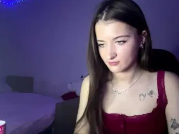 Nessy-messy  live sex cam