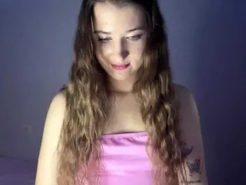 Nessy-messy  live sex cam