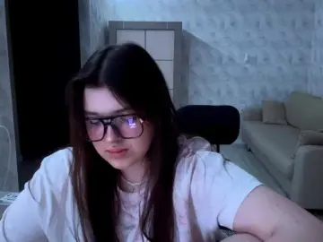 AshleaReuer  live sex cam