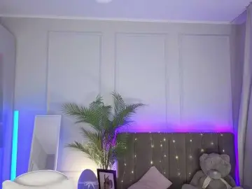 Lerochkaa  live sex cam