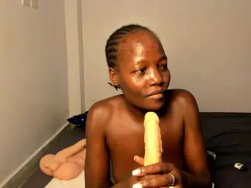Lisareed3  live sex cam