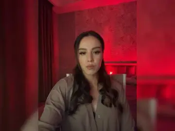 LizaKing  live sex cam