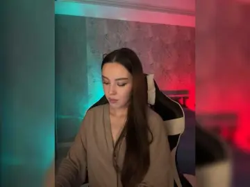 LizaKing  live sex cam