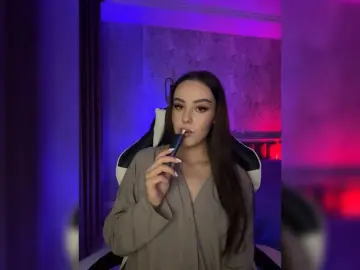LizaKing  live sex cam