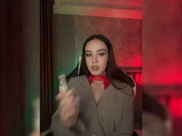 LizaKing  live sex cam