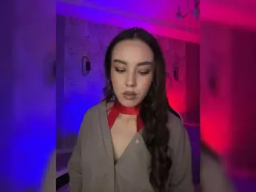 LizaKing  live sex cam