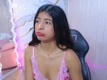 Sandyy-tay  live sex cam