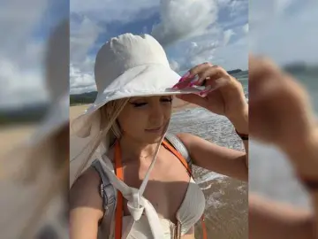 Sonya-Love  live sex cam