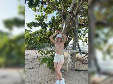 Sonya-Love  live sex cam