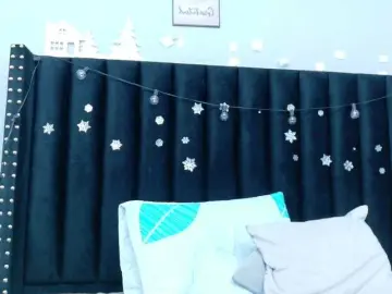 Colombiamommy  live sex cam