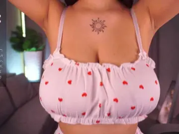 AnuricBriny  live sex cam