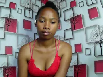 Larah00  live sex cam