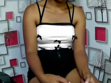 Larah00  live sex cam