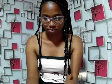 Larah00  live sex cam