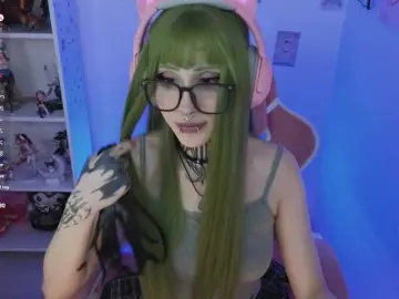 Nanka-bananka  live sex cam