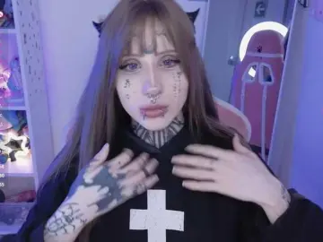 Nanka-bananka  live sex cam