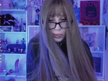 Nanka-bananka  live sex cam