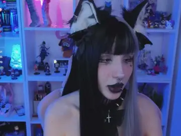 Nanka-bananka  live sex cam
