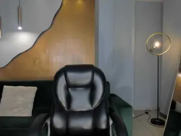 NiaSalvatore  live sex cam