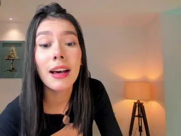 NiaSalvatore  live sex cam