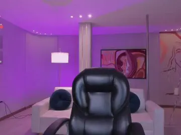 NiaSalvatore  live sex cam